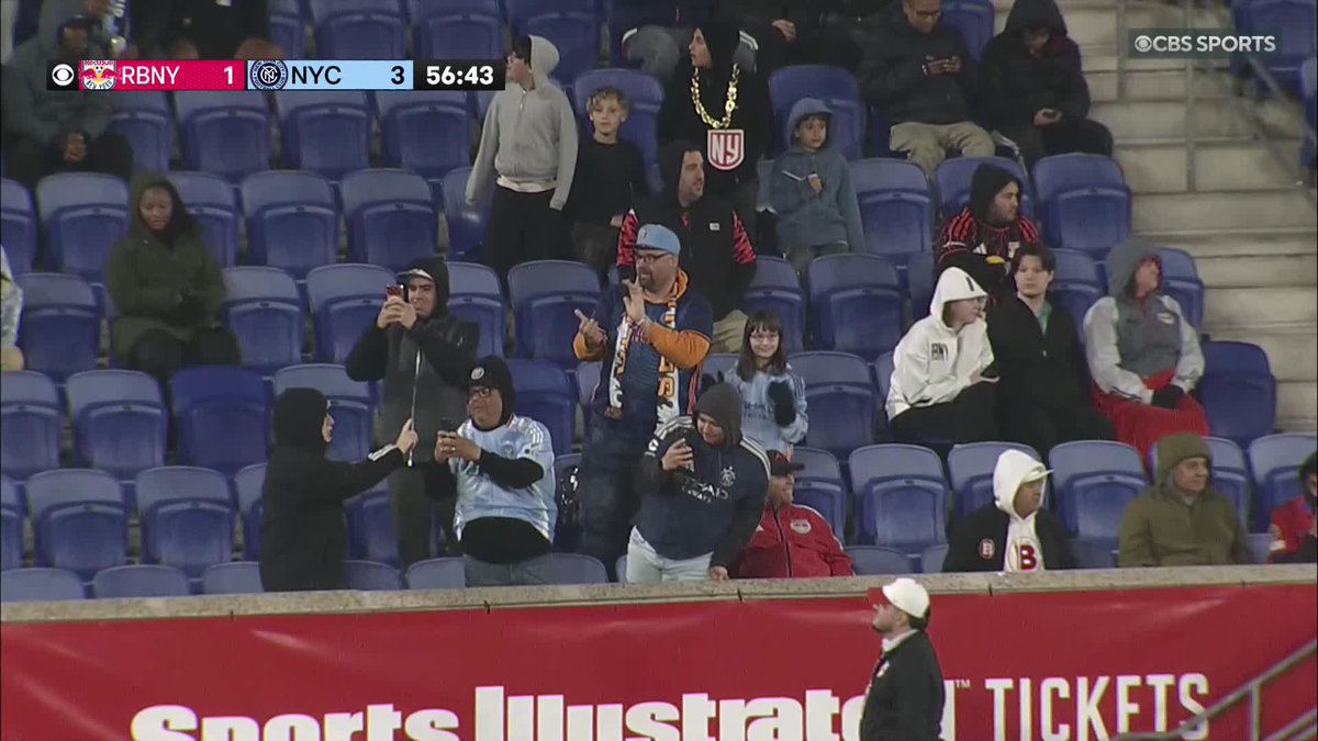 A THIRD GOAL FROM A CORNER KICK FOR NYCFC?! 😱 Maxi Moralez with a THIRD assist from a set piece in only 57 minutes 😳