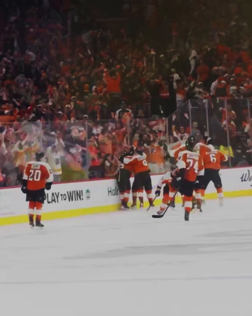 POV: The moment the Philadelphia Flyers advanced to the Second Round of the #StanleyCup Playoffs! 🤩