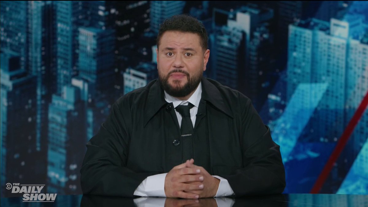 .MO AMER tells Islamophobes recycling inaccurate stereotypes to "do your f**king research"