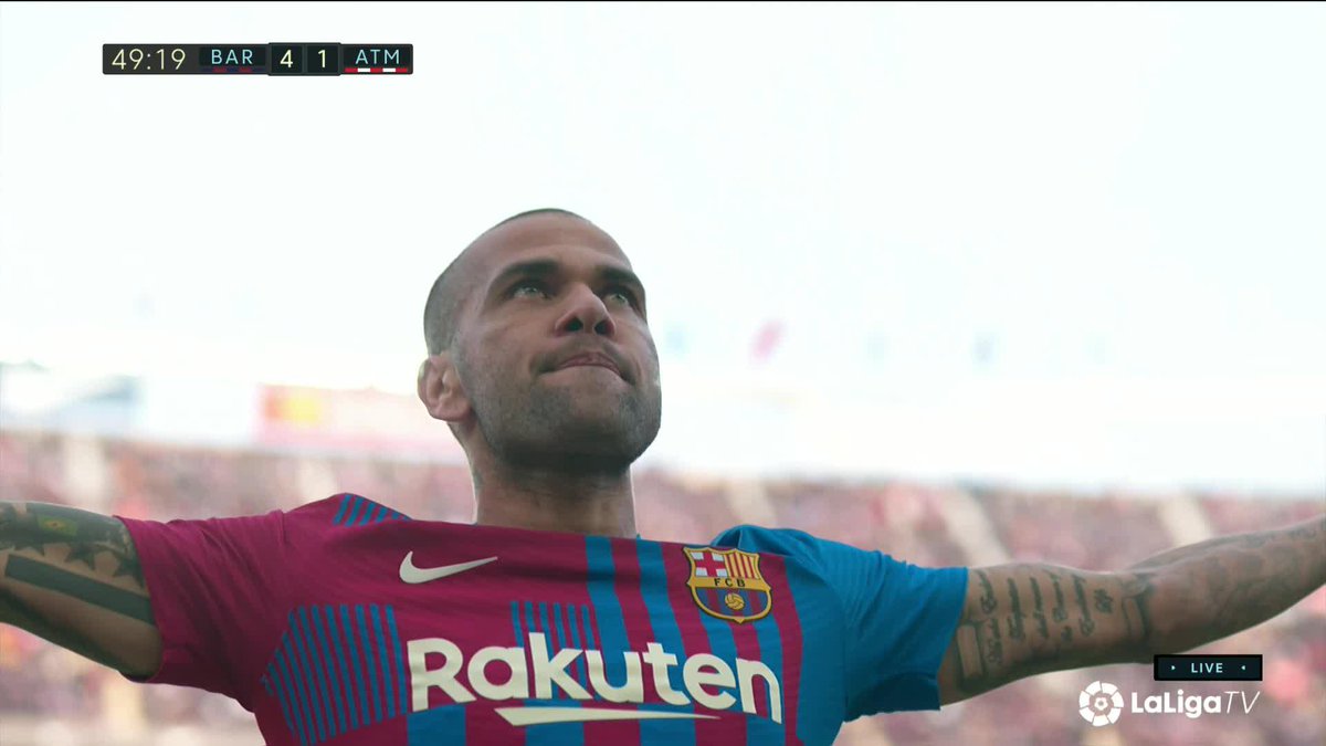 Ce but de Dani Alves après son comeback, c’était juste parfait.