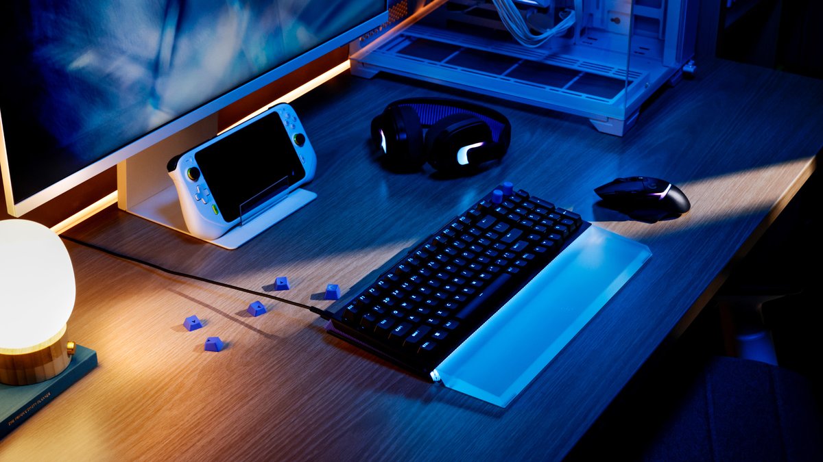 New keyboard. Full tour. Everything that the G512 X does — in one video.