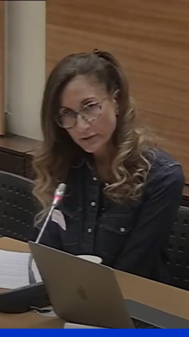Le témoignage glaçant de Coline Berry, fille de Richard Berry, qu'elle accuse d'inceste