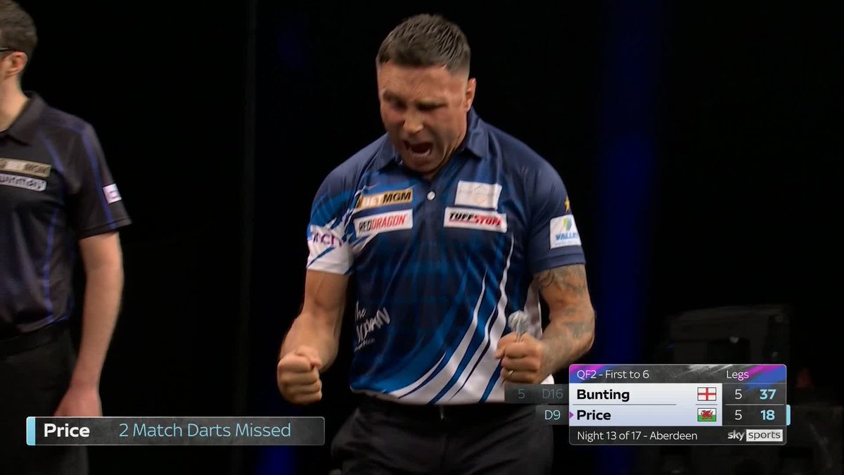 Gerwyn Price lets out a roar as he holds off Stephen Bunting in Aberdeen 👏