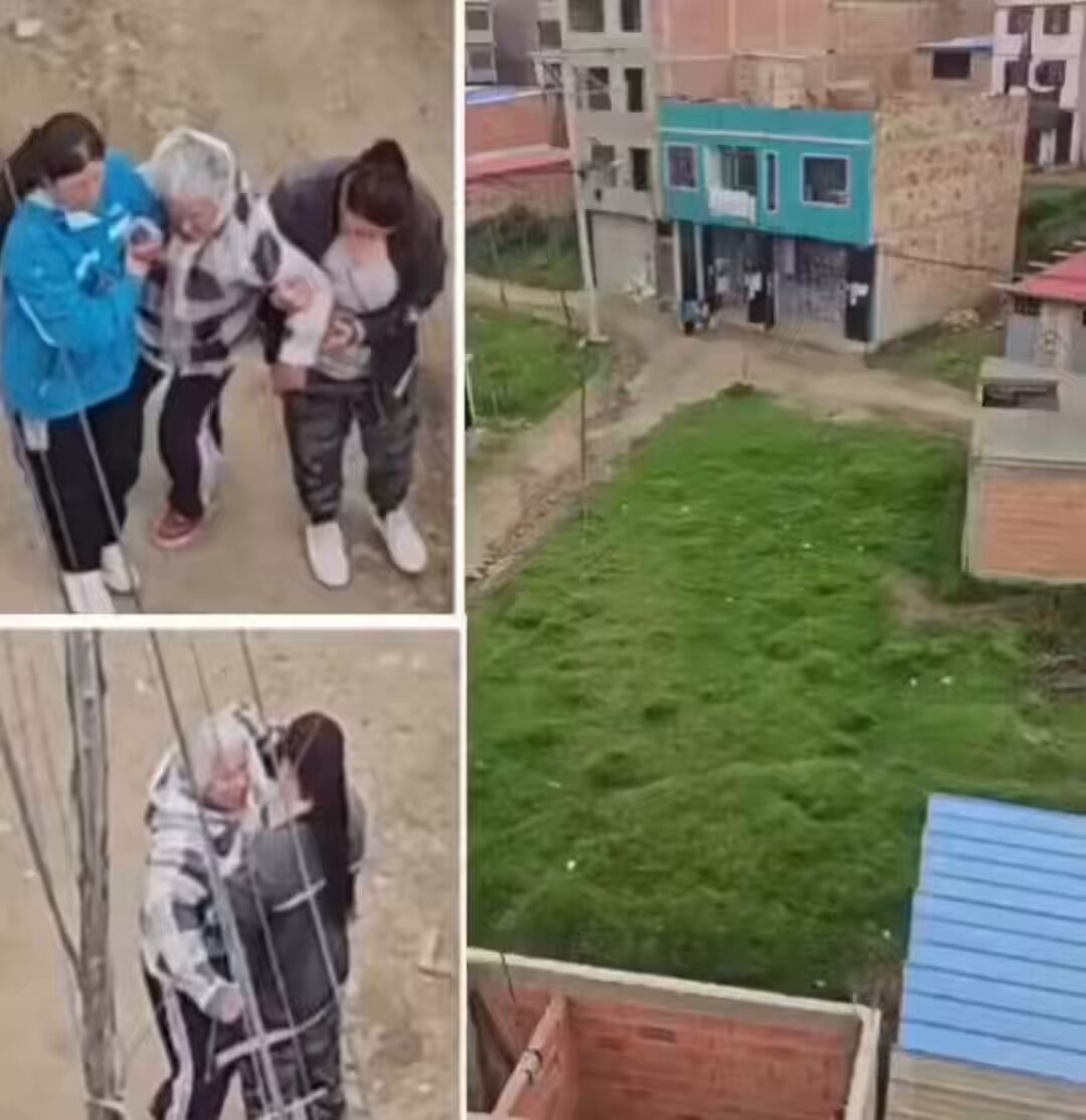 Kolombiya’da yürüyemeyen yaşlı bir kadın, kızlarıyla birlikte dışarı çıkmıştı. Yürürken kızlarına yetişmekte zorlanınca onlardan yardım istedi. Ancak kızları annelerine yardım etmek yerine onu sertçe itip kakmaya ve dövmeye başladı. Yaşlı kadın ağlayarak direnmeye çalışıyordu. Bir komşu olayı kameraya kaydedip polise bildirdi. Anne güvenli bir yere alındı, kızları ise yaşlılara kötü muamele suçlamasıyla gözaltına alındı. 💔