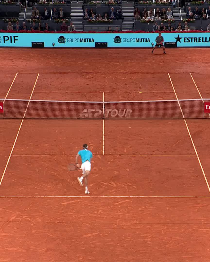 📊 Alexander Zverev 🇩🇪 depuis 6 mois en Grand Chelem et en Masters 1000 : 🎾 Face à Sinner et Alcaraz ❌❌❌❌❌ ➡️ 0 victoire, 5 défaites 🌍 Face au reste du circuit ✅✅✅✅✅✅✅✅✅✅✅✅✅✅✅✅✅✅✅✅✅✅✅ ➡️ 23 victoires, 0 défaite