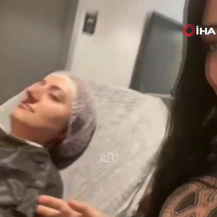 في إزمير، توفي شاب يبلغ من العمر 23 عامًا أجرى عملية تجميل أنف أثناء العملية بسبب الإغماء. — أسرته، مشيرة إلى أن جثمان ابنتهم خرج من المستشفى الذي دخلته بصحة جيدة، قدمت شكوى جنائية ضد المستشفى والأطباء.