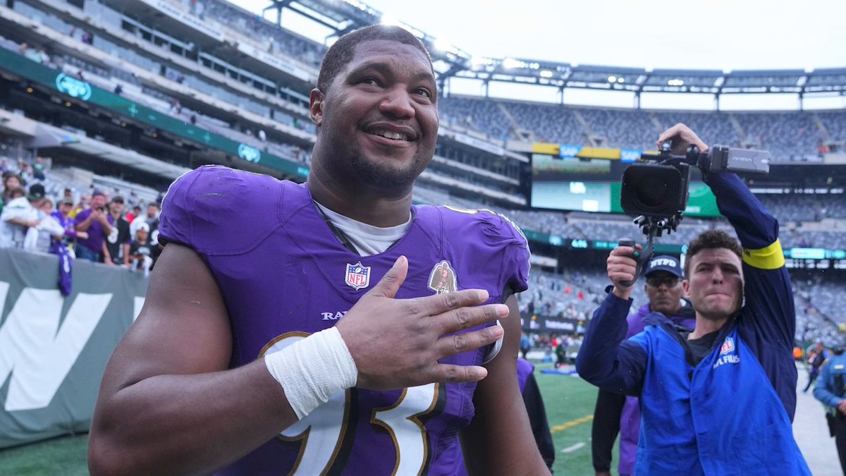 "This could be the best defensive line that Baltimore has fielded in years." The NFL Live crew reacts to Calais Campbell returning to the Ravens for his 19th season 🐦‍⬛