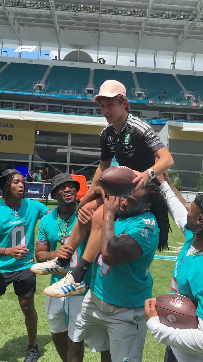 Kimi and Isack both get a taste of training with the Miami Dolphins! 🏈 #F1 #MiamiGP