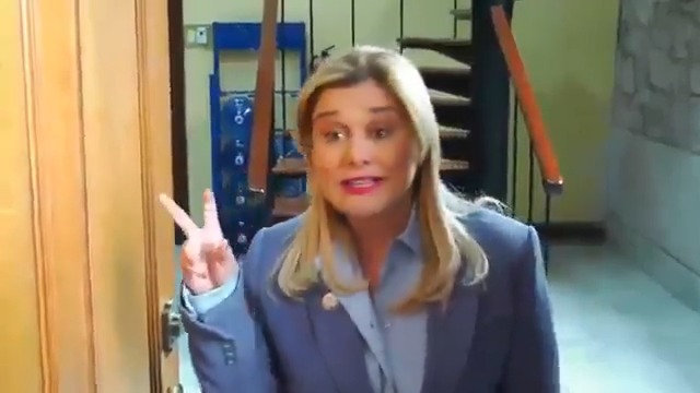 “Quienes iban a hacer a la gobernadora de #Chihuahua comparecer están en la lista roja de #EUA”, dijo Maru Campos, esto luego de que senadores de #Morena anunciaran su respaldo al gobernador de #Sinaloa, Rubén Rocha Moya. VIDEO: Areli Paz