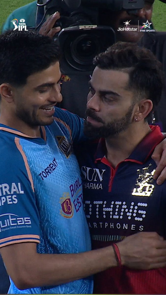 Virat Kohli hugging Shubman Gill. 🫂 ❤️