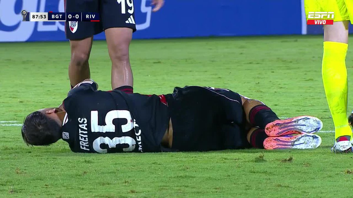 Todo River pidió PENAL en la agonía del partido por un hombrazo sobre el rostro del pibe Freitas... ¿Qué te pareció? 📺 #DisneyPlus Plan Premium