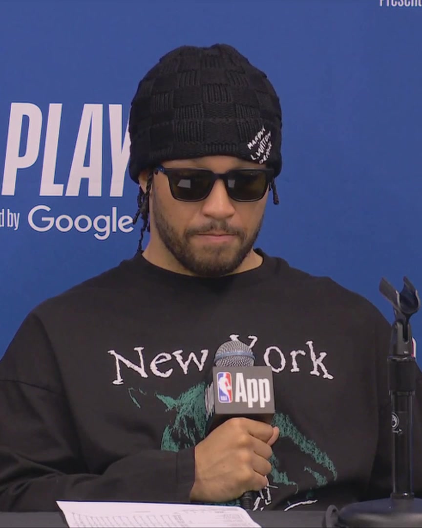 Jalen Brunson was asked about Roman Reigns winning about WrestleMania: "See, these are the questions I want asked!... I have a handshake with one of our trainers and we acknowledge him before every game" 😂