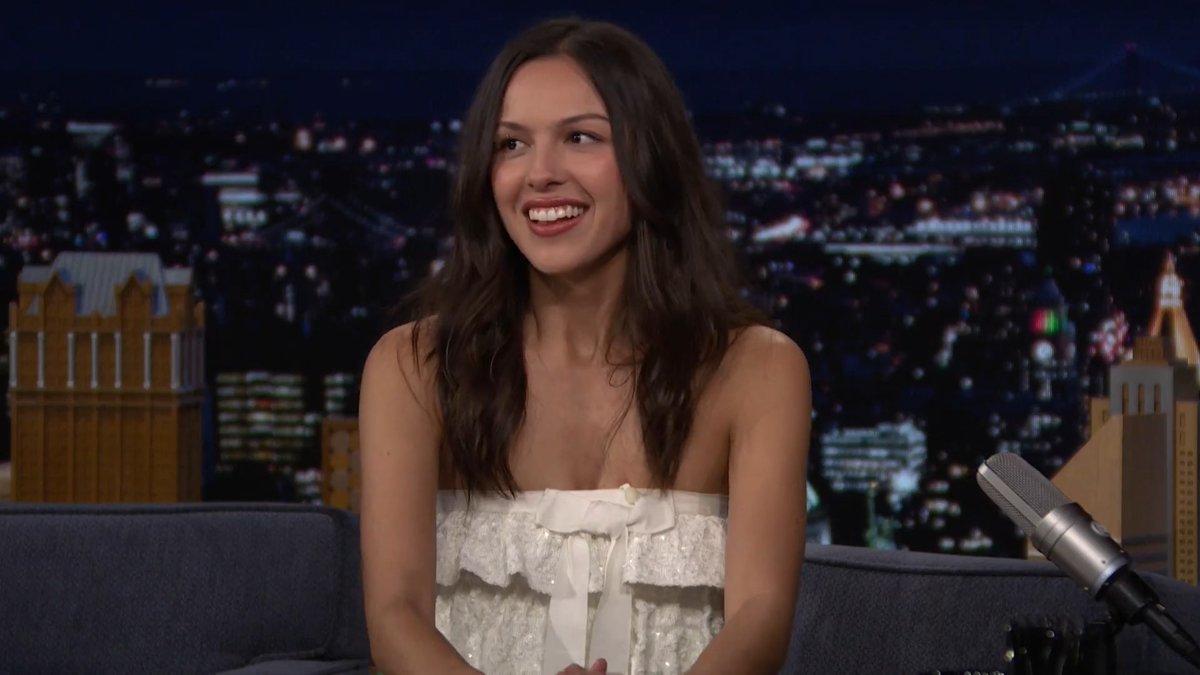 .Olivia Rodrigo is the first artist in history to debut their first three lead singles at no. 1! 🤯 #FallonTonight #oliviaonfallon