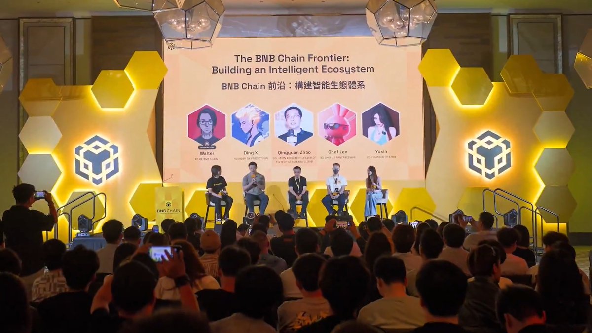 What an evening it was at #BNBHK 🇭🇰 The community, builders and partners filled the room with maximum energy & demonstrated the strength of the BNB ecosystem Thanks to everyone who came out and to our sponsors for making this possible!