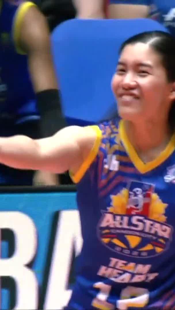 JOYIANNA BARDAGULAN 🤣 Kim Kianna Dy and Majoy Baron jokingly tease each other as former PLDT teammates turned foes prepare to square off for Team Heart and Team Hustle in the 2026 PVL All-Star Game. #PVL2026 #TheHeartofVolleyball #PVLAllStar