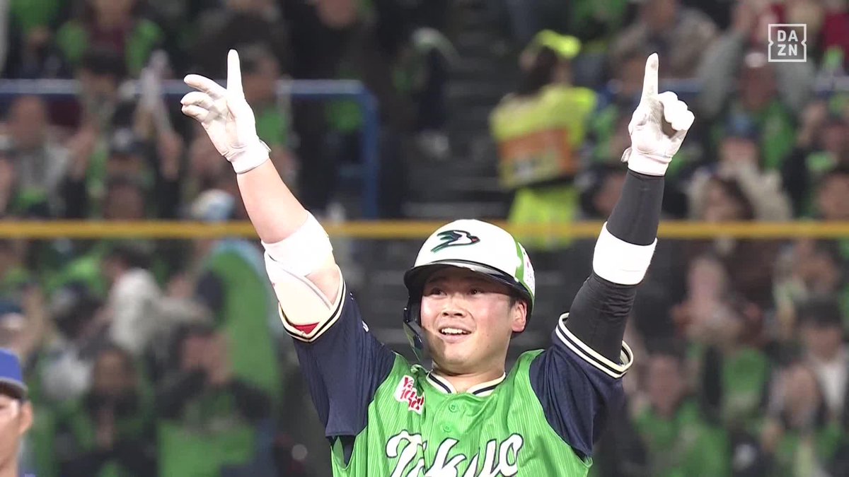 ㊗️丸山和郁がサイクルヒット達成 <ここまでの打席結果> １左邪飛 ２右前打 ３左中三塁打 ４右本塁打 ５左前二塁打 ⚾️ヤクルト×DeNA #swallows #だったらDAZN