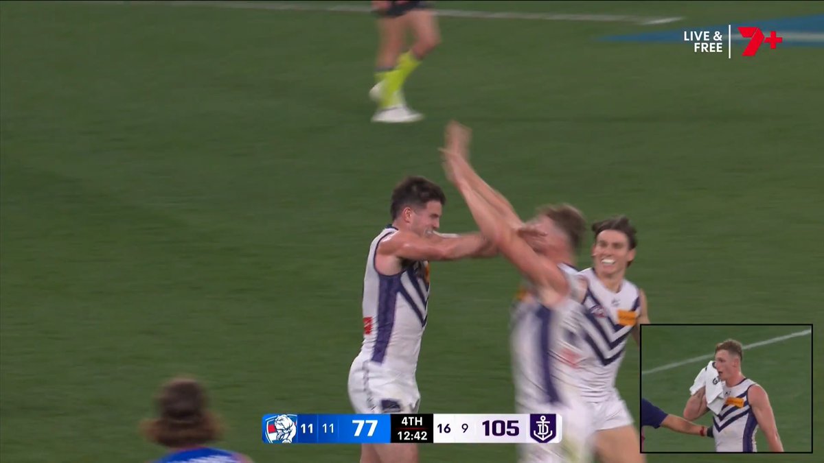 "They lack the experience to do them properly, the high fives. And if they're going to run around throwing them willy nilly, well accidents like this are bound to happen." (Thank you Andrew Brayshaw and Josh Treacy for the chance to drop a 12th Man reference) #AFLDogsFreo