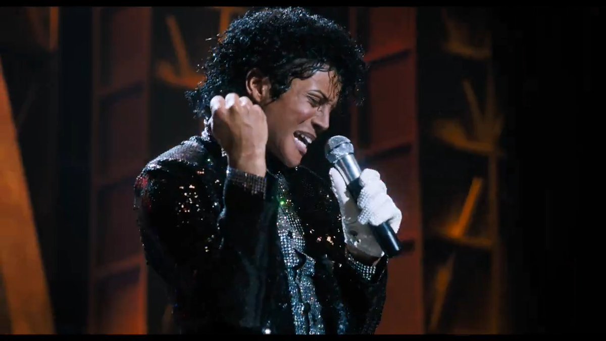 🎶 Billie Jean is not my lover She's just a girl who claims that I am the one But the kid is not my son 🎶 #MICHAEL
