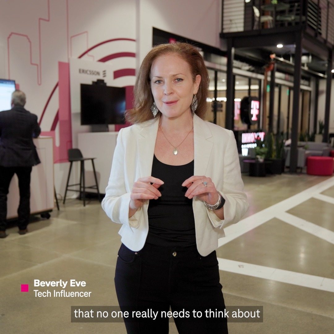 A cable gets cut. A storm takes out local service. Most backup setups fail — same infrastructure, same vulnerability. SuperBroadband doesn't have that problem. 5G on the ground + Starlink from the sky. Automatic. Seamless. Watch how it works 👇 Ericsson | Acuative