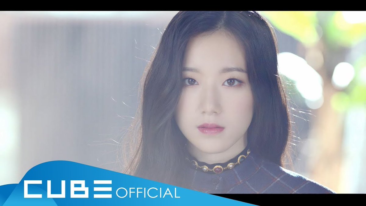 8 years ago, i-dle launched one of the most successful careers in K-pop history as true “Monster Rookies”, debuting with their first mini album “I am” and the unforgettable title track “LATATA”