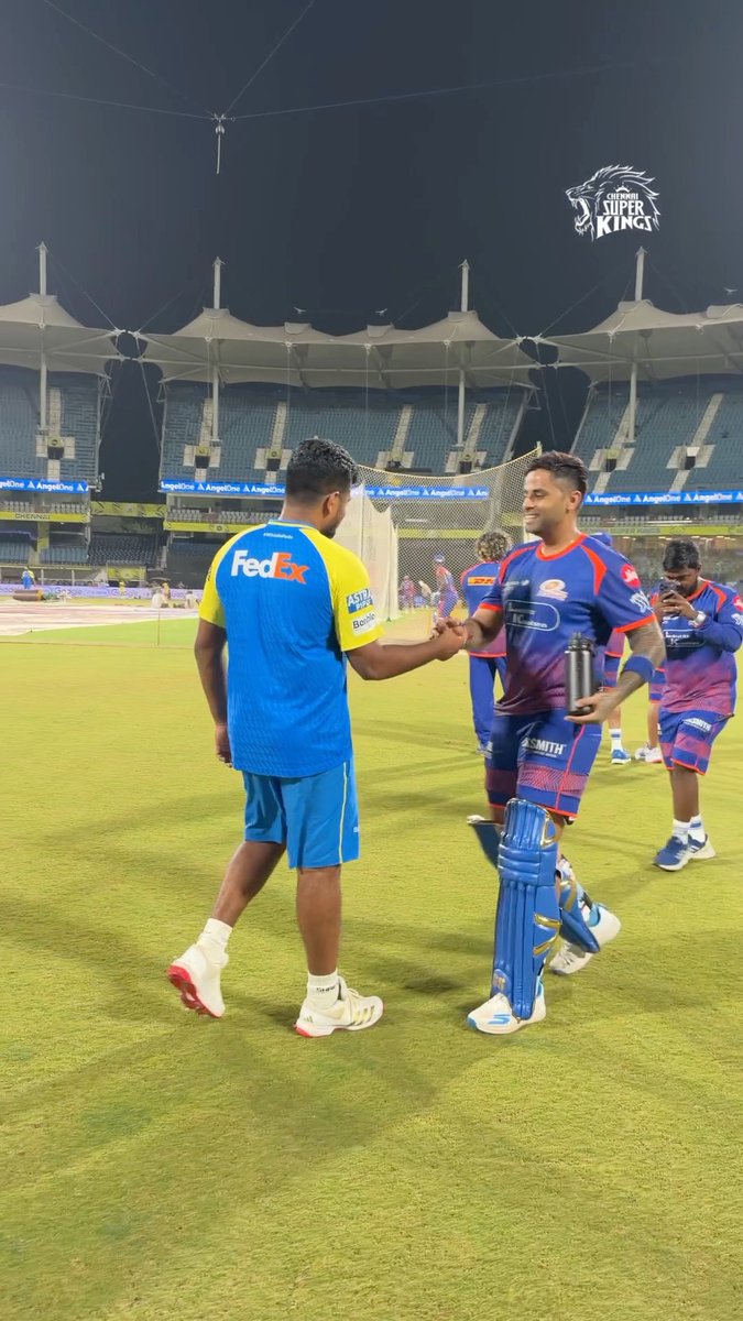 The one with SKY &amp; Slinga 💛✨ #WhistlePodu #CSKvMI