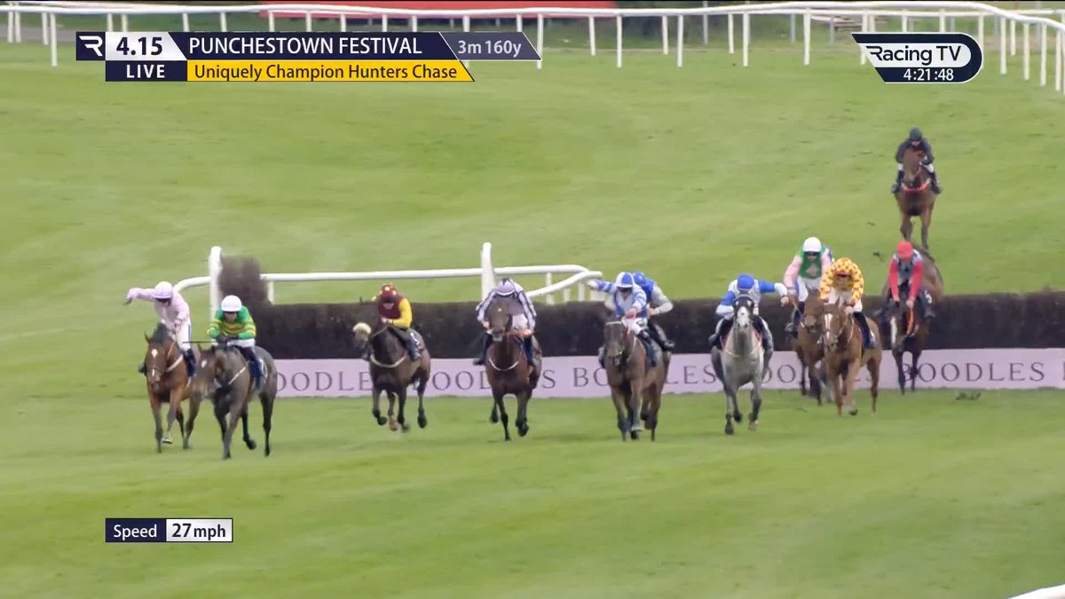 🗣️ WONDERWALLLLLLLLL What a finish to the Champion Hunters Chase Punchestown. Brilliant stuff! 😍