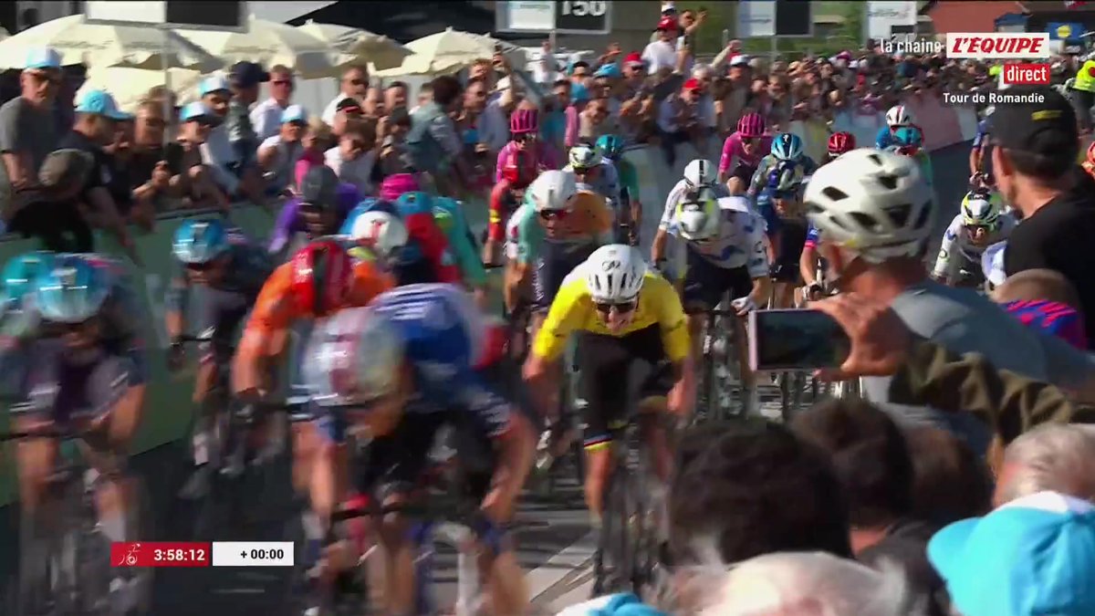 Oui, la victoire de Dorian Godon au sprint ! Le Français s'impose, notamment devant Tadej Pogacar, sur la 3e étape du Tour de Romandie #lequipeVELO