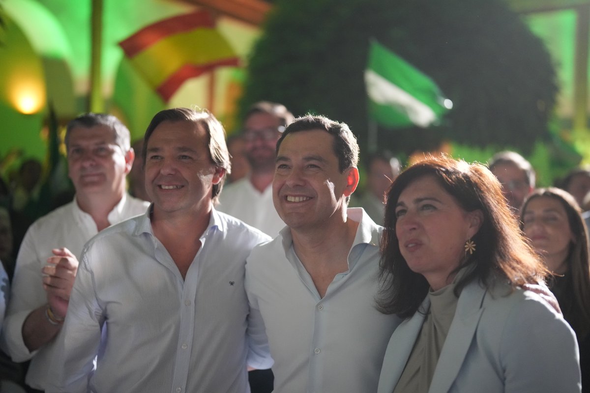 Ahora somos noticia por quitarle el liderazgo de autónomos a Cataluña y llevar 59 meses consecutivos bajando el desempleo interanual. Andalucía ya no se arrastra, compite con los mejores. El 17M no te quedes en casa. ¡VOTA PP! #ConLaFuerzaDeAndalucía