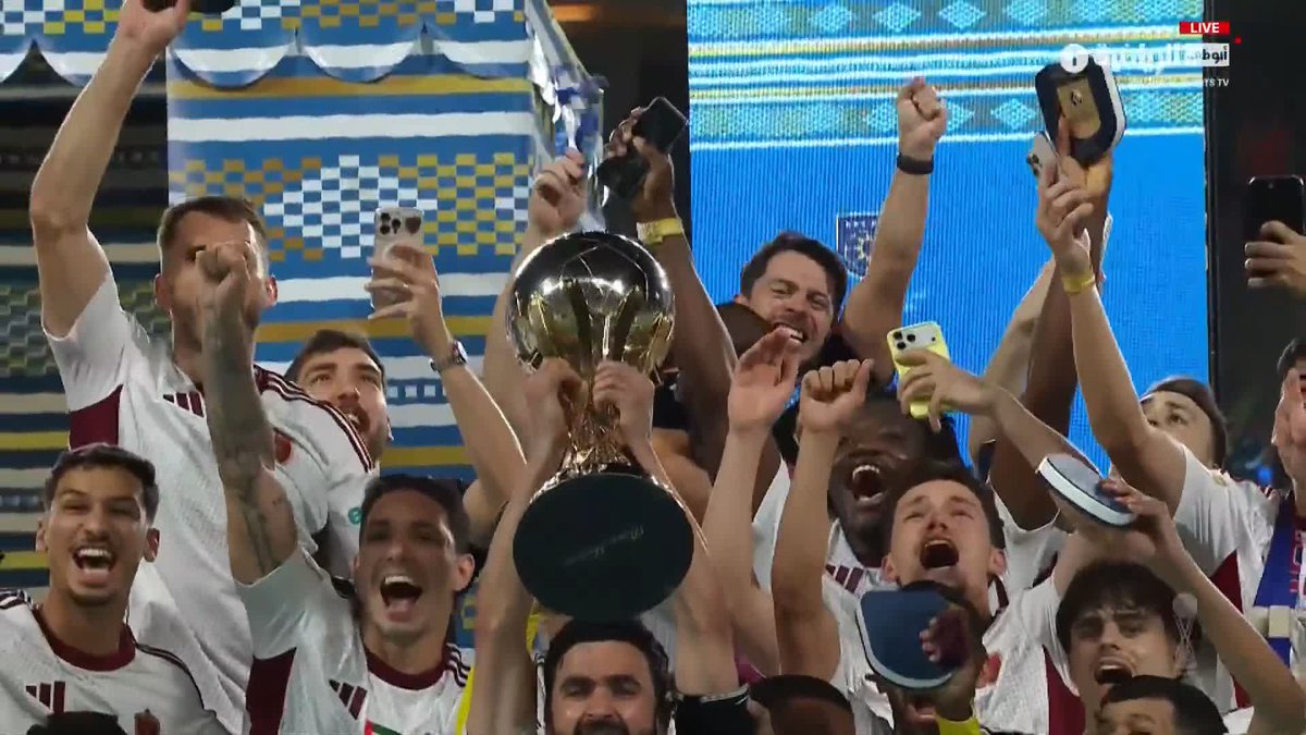 فرحة كبيرة من لاعبي الوحدة بالتتويج #العين_الوحدة #نهائي_كأس_مصرف_أبوظبي_الإسلامي