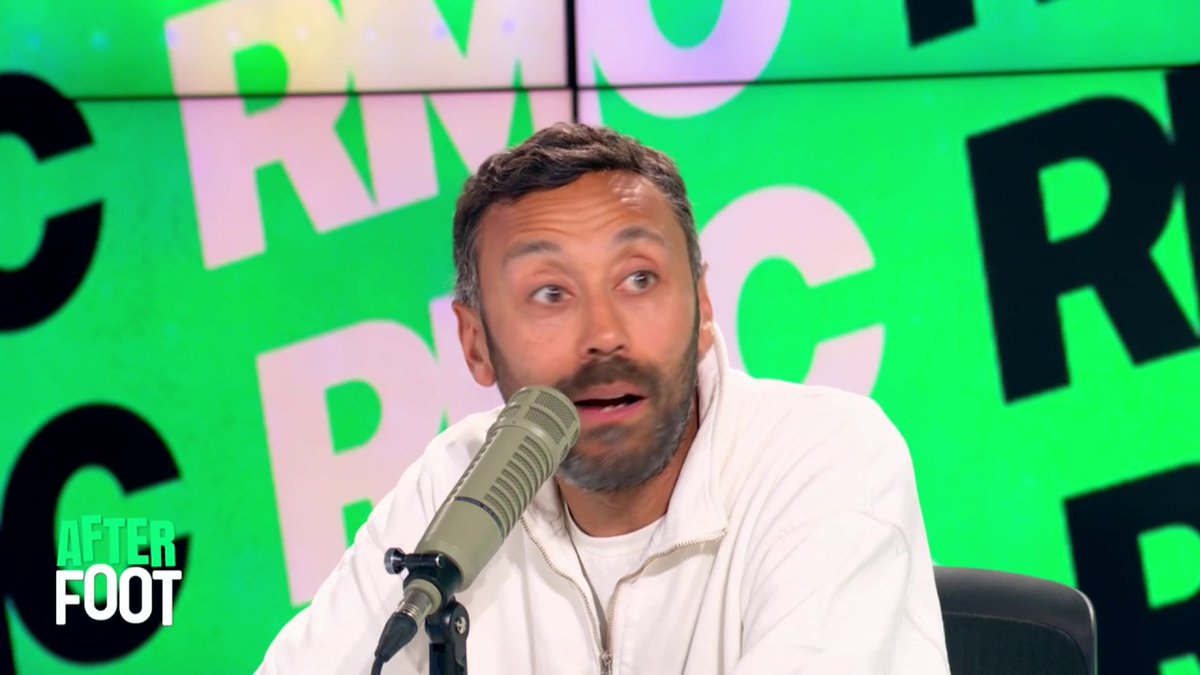 ❌ Kvaratskhelia absent de la liste des nommés pour le trophée UNFP du meilleur joueur de Ligue 1, est-ce un scandale ? 🗣️ Kevin Diaz : "Tous les jours je le mets. Aujourd'hui, pour le PSG, le championnat est le tapis d'entraînement de la Ligue des champions"