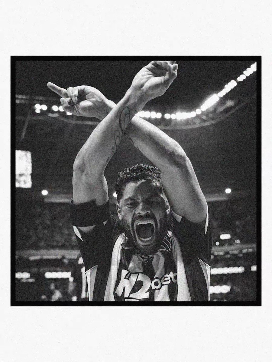 O Galo sempre será sua casa, Hulk! Obrigado por tudo! Daqui até a #E7ERNIDADE! #E7ernoVingador 🏴🏳️‍