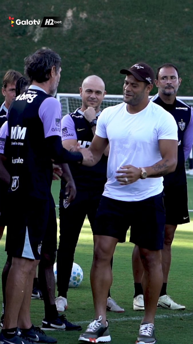 A despedida de um ídolo eterno! 💚 Daqui até a #E7ERNIDADE! #E7ernoVingador 🏴🏳️