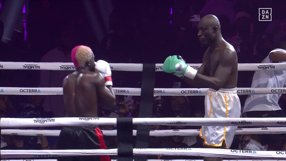 Fastest round ever?? #EfePortable | Live NOW on DAZN ▪️