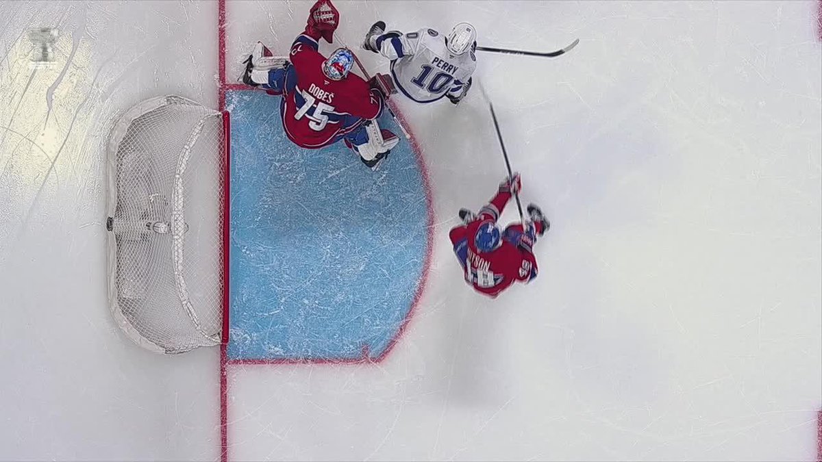 PHIL DANAULT WITH THE SAVE 😱