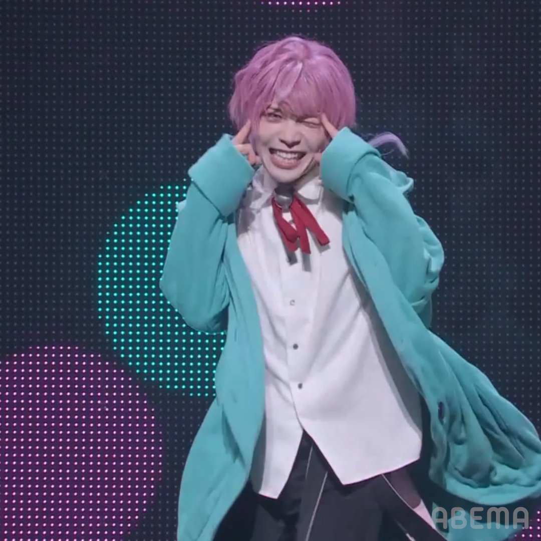 2週間アーカイブ視聴付きチケットの 見逃し配信は明日23:59まで🚨 #ヒプステ《Fling Posse & 麻天狼 feat. 鬼瓦ボンバーズ & D4》はもうチェックしましたか👀 過去からの因縁…隠していた秘密… その全てに向き合った時、男たちの運命が動き出す! お見逃しなく👀 【舞台】『ヒプノシスマイク -Division Rap Battle-』Rule the Stage