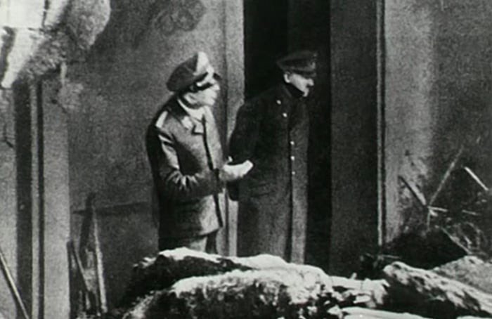 📻 81 years ago today, the German radio announces the passing of Adolf Hitler.