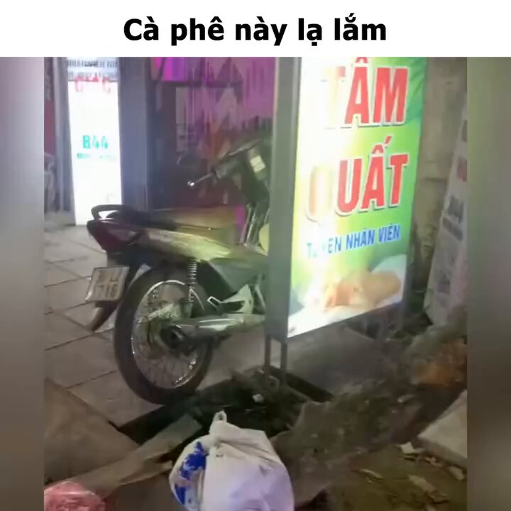 Cà phê này lạ lắm :))