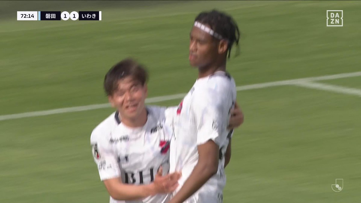 今日は足で決めた✅ 木吹翔太がこぼれ球を振り抜いた！ 203cmの期待の19歳が豪快な同点弾🔥 🏆明治安田J2・J3百年構想リーグ 🆚磐田×いわき 📱DAZN ライブ配信中 #Jリーグ #だったらDAZN