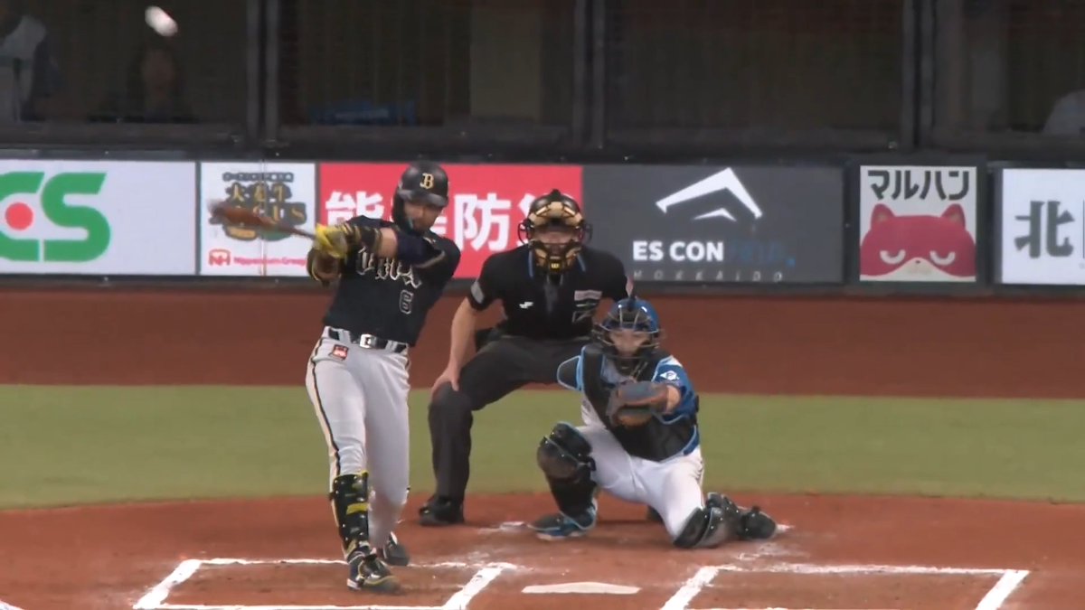 一発攻勢で試合を振り出しに戻す!💪 これが首位の力強さ!🔥🔥 オリックス 宗佑磨 選手の今シーズン第5号3ランホームランで同点に追いつく!🌈 👇スマホ・テレビで試合観戦!