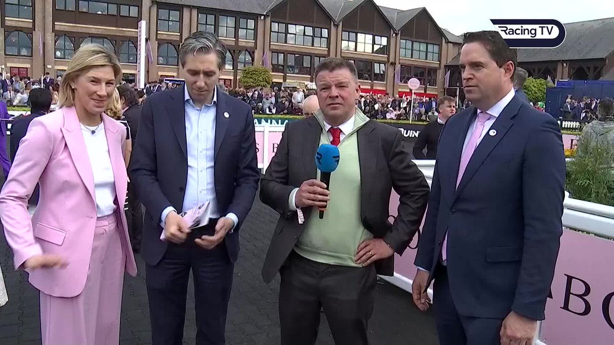 "There's so much going in the world that we can't control - but backing Irish horse racing is something we can control - this industry is worth billions." Great to welcome Tánaiste Simon Harris to Punchestown along with at least one familar racing face!