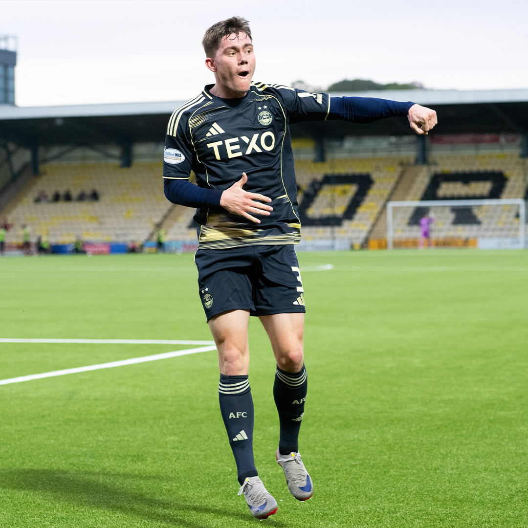 Mitchel opens his Dons account 🖼️