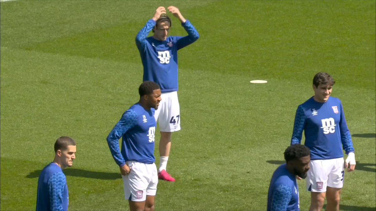 "I would have played Jack Clarke, he's their best player" 🗣️ Should Jack Clarke be starting for Ipswich today? 👇