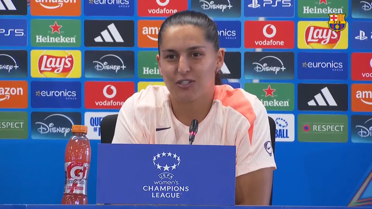 🎙️ Kika sobre els somnis: “Només soc conscient dels somnis quan es fan realitat. No era conscient que volia jugar al Barça fins que hi vaig fitxar.”