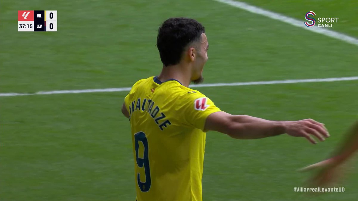 Levante savunması, Mikautadze'ye gol hediye etti! 🎁