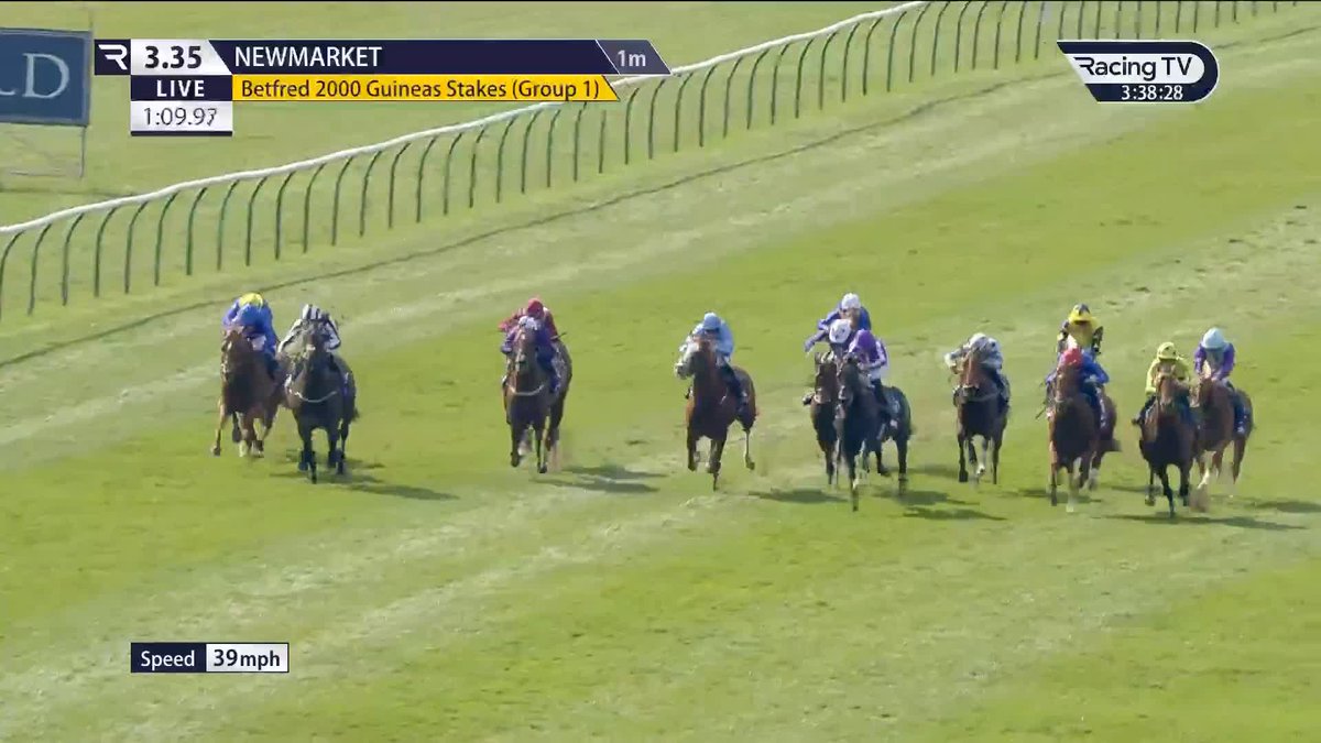 STLL UNBEATEN 🟨⬛️ 𝐁𝐨𝐰 𝐄𝐜𝐡𝐨 is a DOMINANT winner of the Betfred 2,000 Guineas. It's a first success in the race for George Boughey Racing and Billy Loughnane 👏 World Pool | Newmarket Racecourse