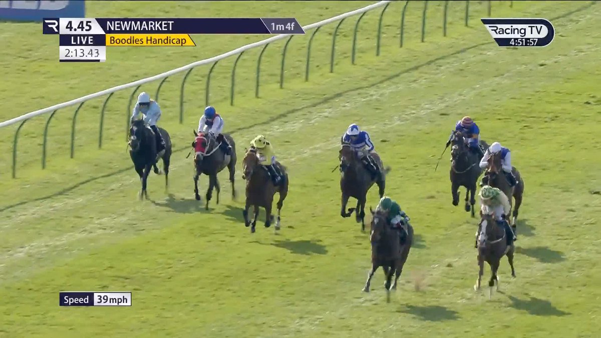 On top at the finish! 🍸 Daiquiri Bay makes a winning return in the £50,000 Boodles Handicap Newmarket Racecourse. Rossa Ryan