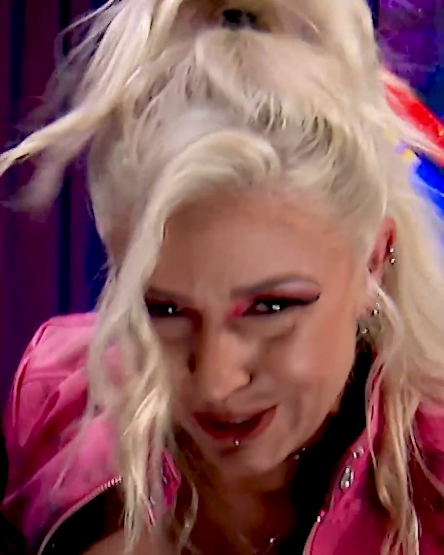 AEW Women's World Champion @Toxic_Thekla is a menace 😭