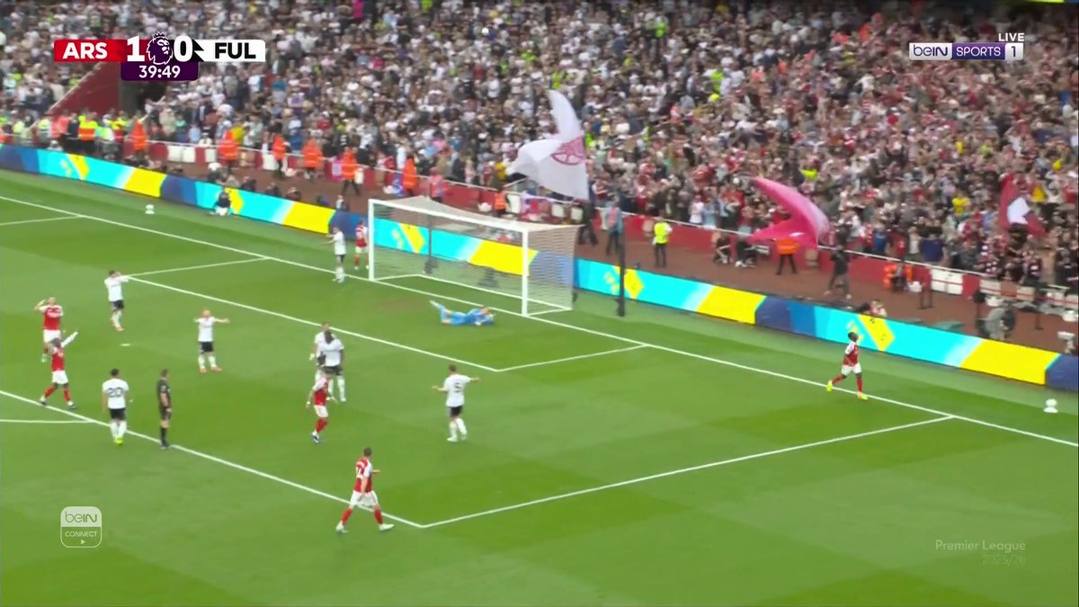 ساكا يضيف الهدف الثاني لآرسنال بعد تمريرة سحرية من غيوكيريس #الدوري_الإنجليزي_الممتاز #PremierLeague