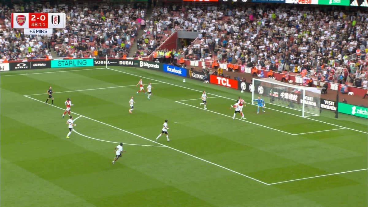 What a half for Arsenal! Gyökeres grabs his second! 🔴