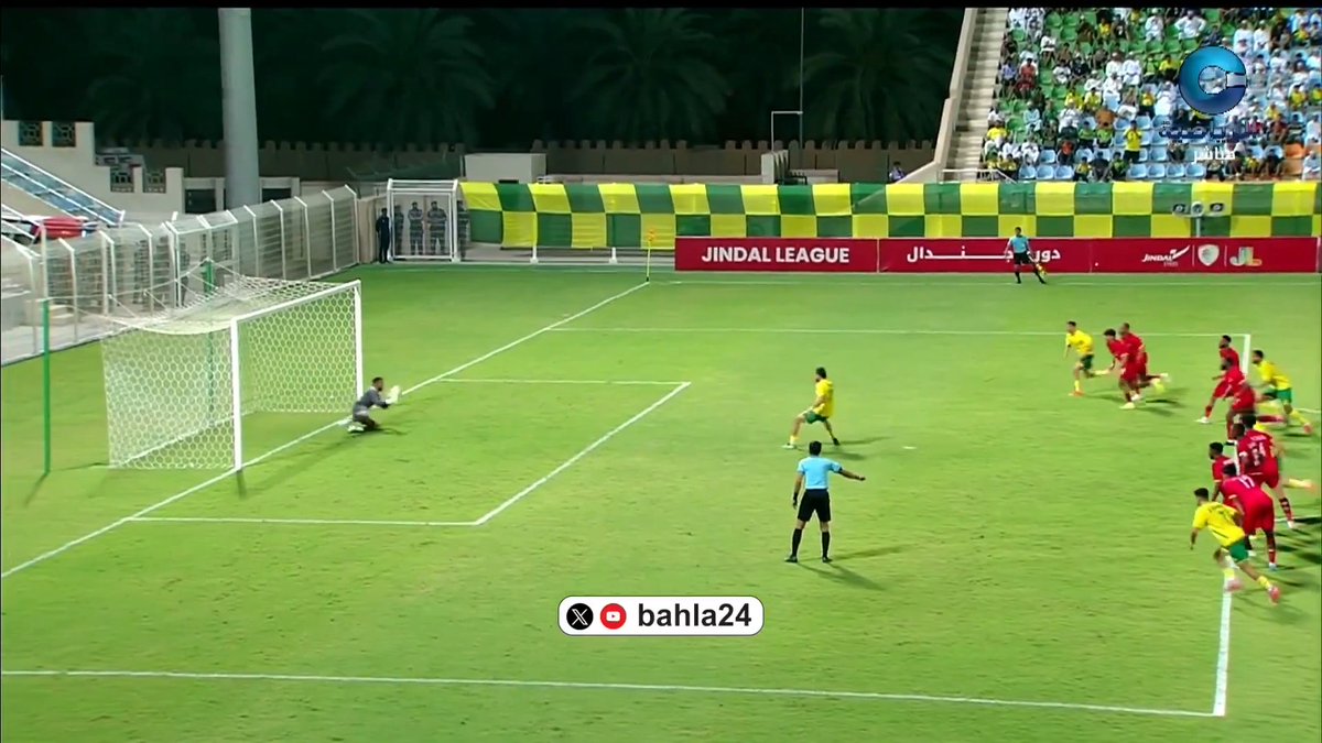 |🎦||🎦| 🎥 ركلة الجزاء التي نفذها لاعب السيب ناصر الرواحي وتصدى لها حارس ظفار مازن الكاسبي ضمن مباريات الجولة رقم 23 في #دوري_جندال 2025-2026م bahla24 |🎦||🎦| #السيب_ظفار | #ظفار_السيب